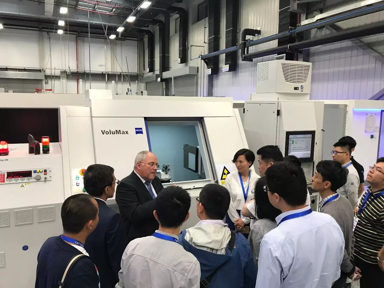 X射線源、高精度機械運動裝置、X射線探測器 X射線源、高精度機械運動裝置、X射線探測器