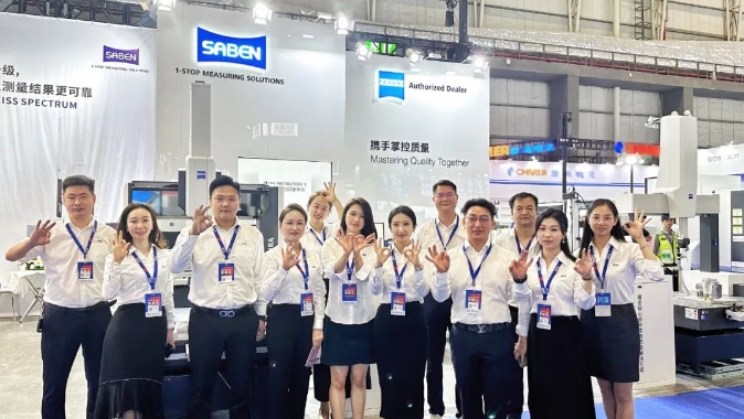 蔡司授權代理商三本 蔡司授權代理商三本